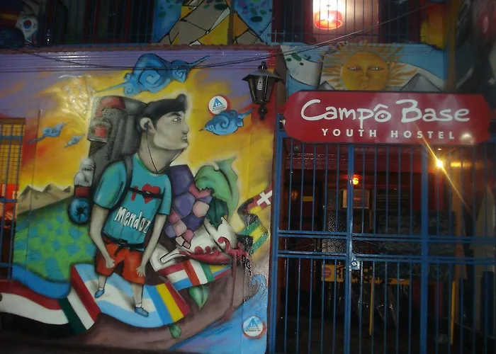 Campo Base Youth Hostel Mendoza